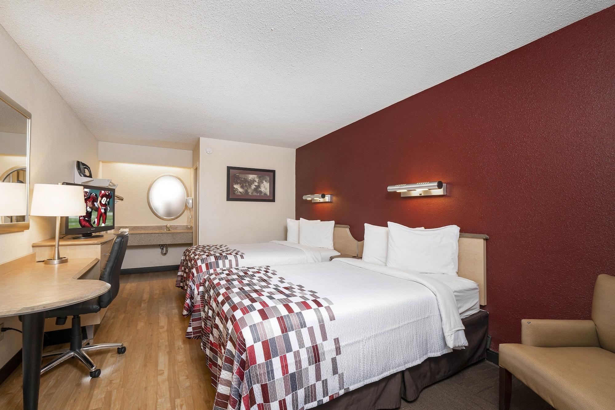 Motel Red Roof Fair&expo